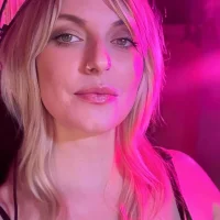 Sophiaxxx6666's Profile Pic