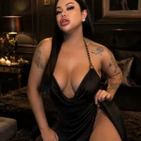 SeductressDominaAubrey's Avatar Pic