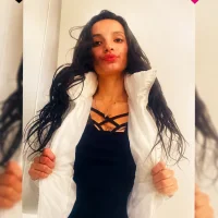 תמונת פרופיל של Niicky_Rose
