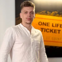 NicoTroy avatarbilde