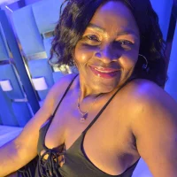 lola_hornei's Avatar Pic
