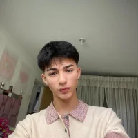 รูปโปรไฟล์ของ Noah_Foster