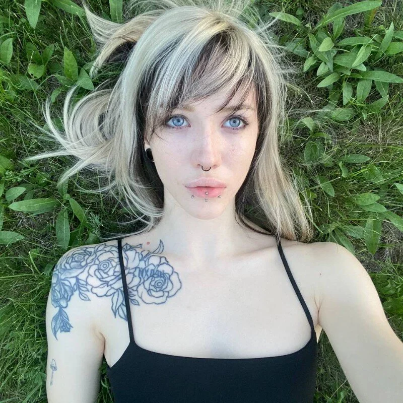 Elyyyra profile photo