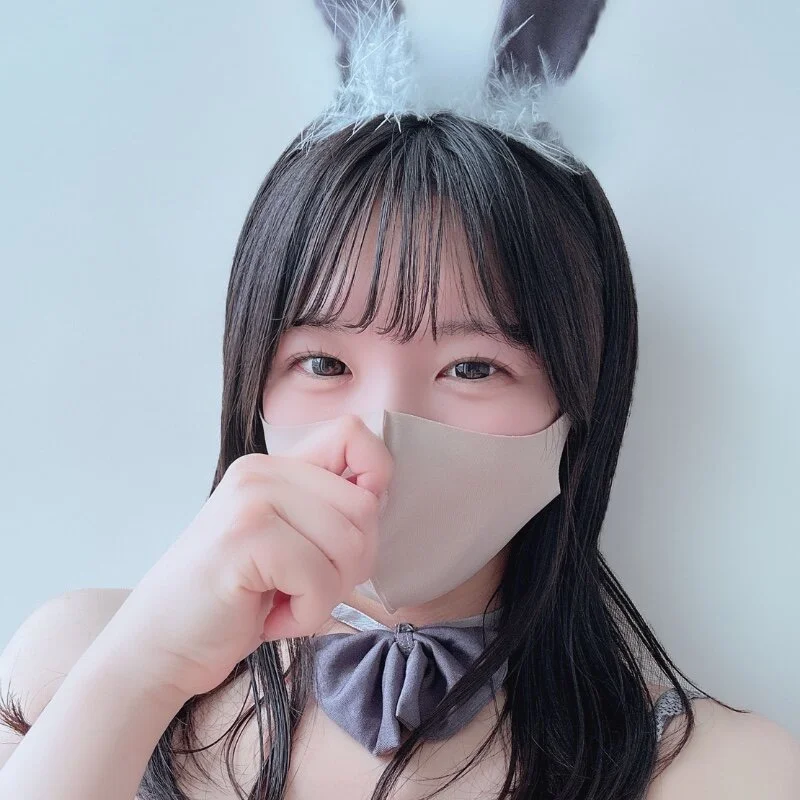 anchan_'s nudes and profile