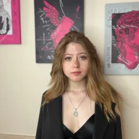 EdythHarriss's Profile Pic