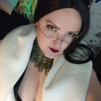 QueenHard_'s Avatar Pic