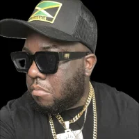 Iamofficialdadon এর প্রোফাইল ছবি