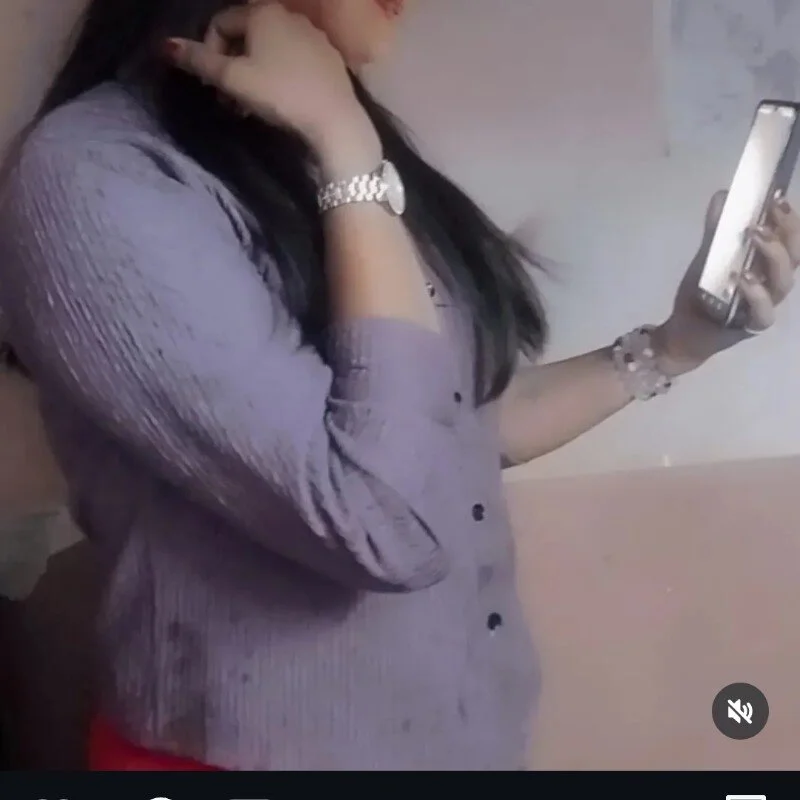 riya146825 profile photo