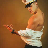 Austin_Rayne