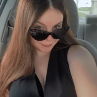 CollegeCalie  的個人資料圖片