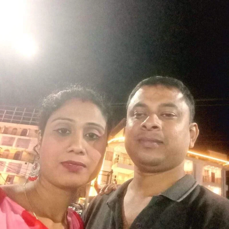 Bengali-coupel profile photo