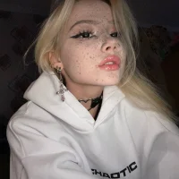 sweetbabymolly's Profile Pic