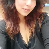 Gambar Profil Valeria-Morel