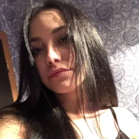 AngelaYong1's Profile Pic