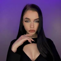MonicaReve's Profile Pic