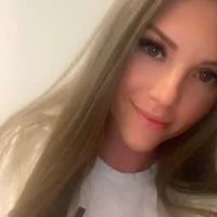 Michelle_Axx's Profile Pic