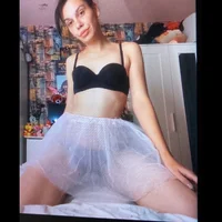 Carolineisback Poză avatar