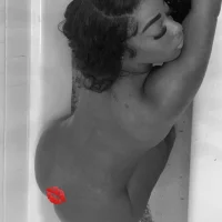 lovescorpio's Profile Pic