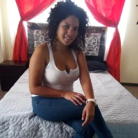 ninabell's Profile Pic