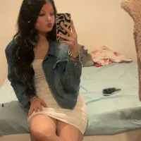 lya_34000's Profile Pic