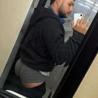 Tonyoss's Profile Pic