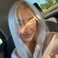 kittenwhite's Profile Pic