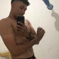 Reisk19's Profile Pic