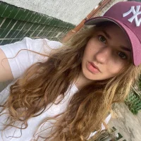 Lin_Elinor's Profile Pic
