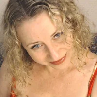 Lana_Luna1's Avatar Pic