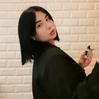 Gambar Profil Lilli_Woods