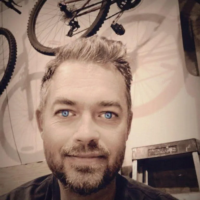 BlueEyedSilverFox profile photo