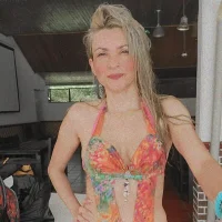 Lhizcams's Profile Pic