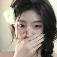 Zdjęcie profilowe modela y_xiaoyan