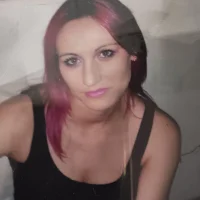 Профилна снимка на chrystina