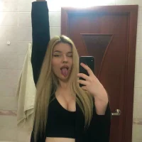 RueSummer's Profile Pic