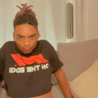 Izheny's Profile Pic