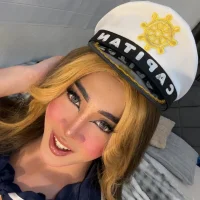 imnexttoyouxxx's Profile Pic