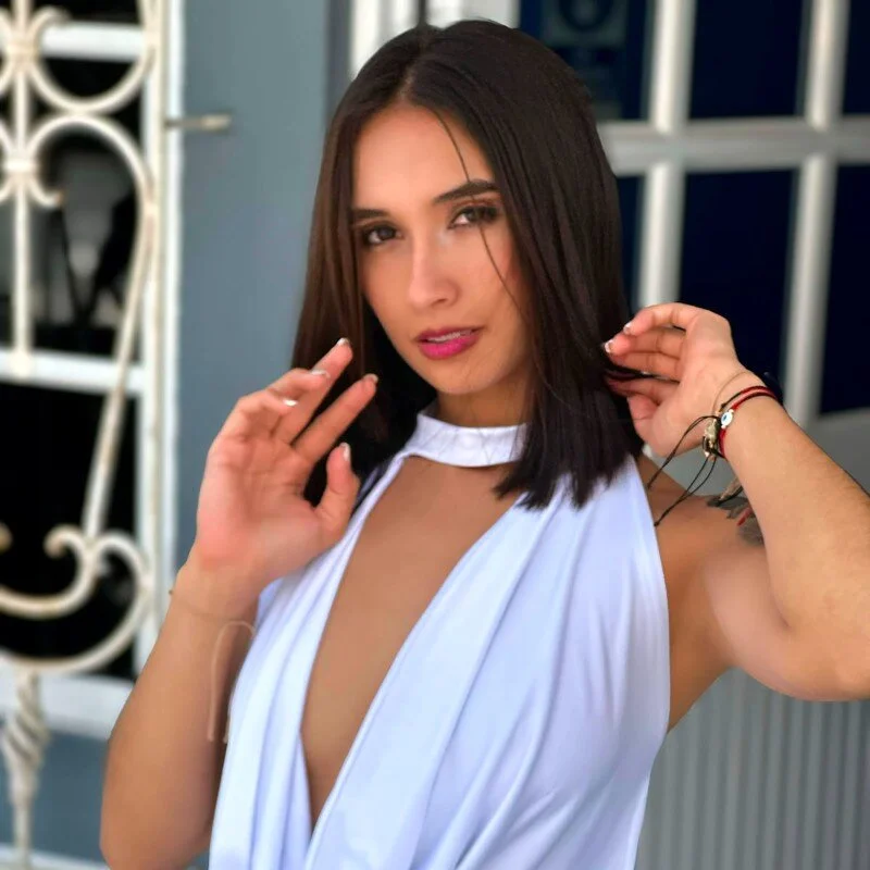 hellen_tease