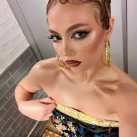 Gambar Profil DominoGlad