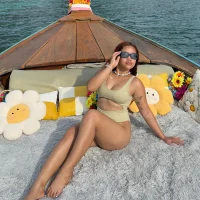 Stephanie_Claire4u