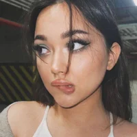 kiss_of_poison's Avatar Pic