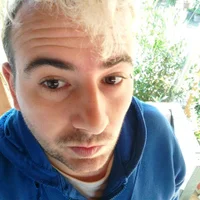 Robika98 頭像圖片