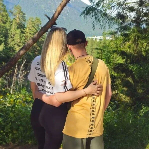 SizzleCouple