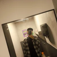 debcomp1's Profile Pic