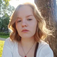 Slika avatara modela MirellaJauhar