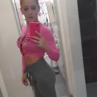 almitamia's Profile Pic
