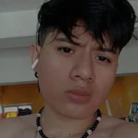 z_Alexxx's Profile Pic