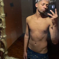 ryanlaveyy এর প্রোফাইল ছবি