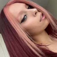 SylviaDelacruz's Avatar Pic
