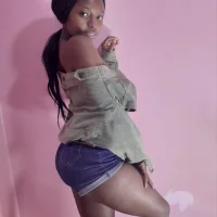 queen_debby 的个人资料图片